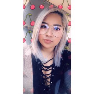 Meet your Posher, Cindy